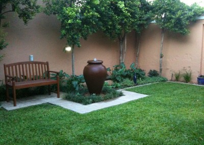 Residential      Small garden Informal