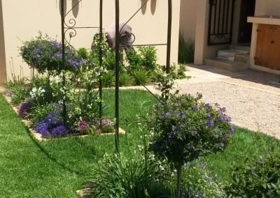 decorative garden arch